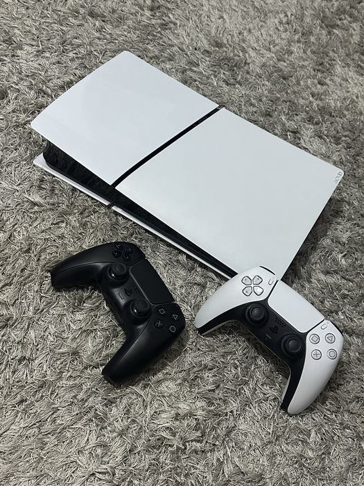 Consola Playstation 5 PS5 Slim , Digital Edition 1TB SSD + Controller.