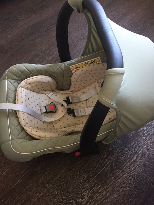 Продам автолюльку