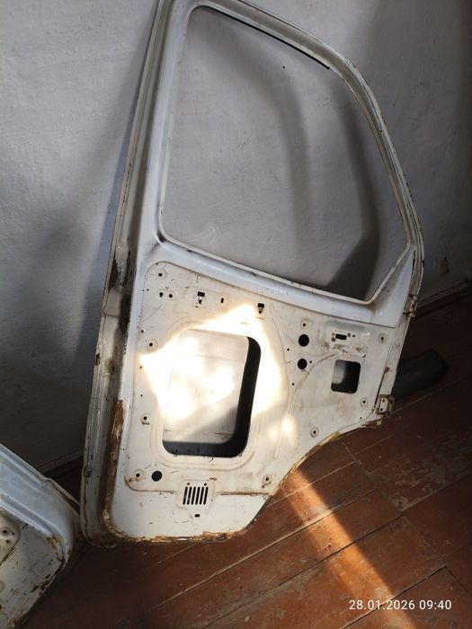 Двери Газель 3302