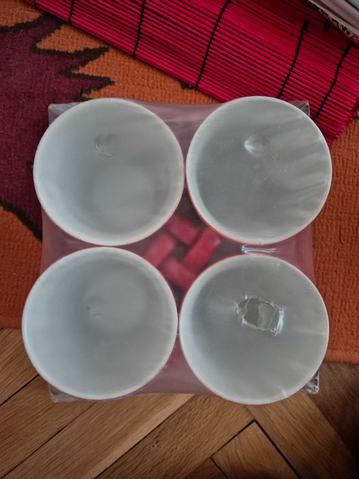 Комплект чаши за кафе или чай