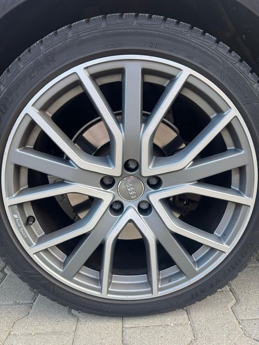 Audi a6 c8 model S line 286 cp