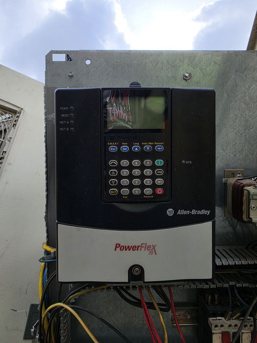Variator de turatie PowerFlex 70 Allen Bradley