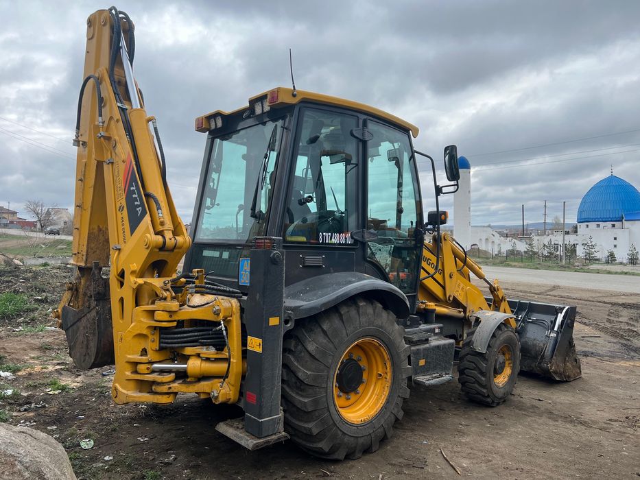 Погрузчик фронтальный