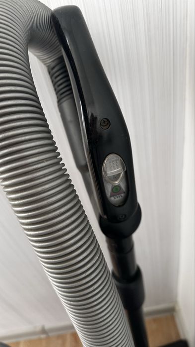 Продам пылесос хороший