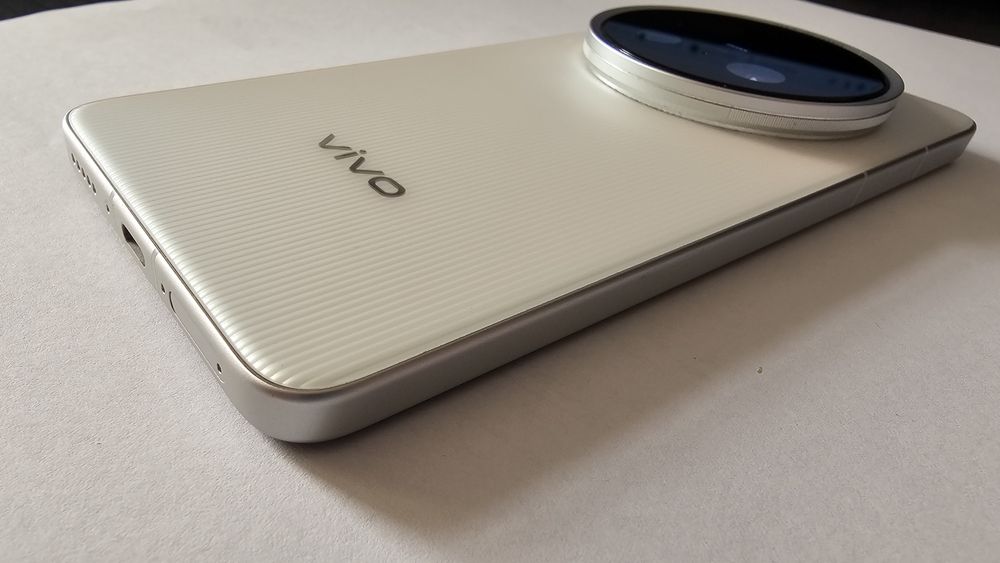 Vivo X200 ultra 512gb, kit foto Pgytech, obiectiv2,35x tele