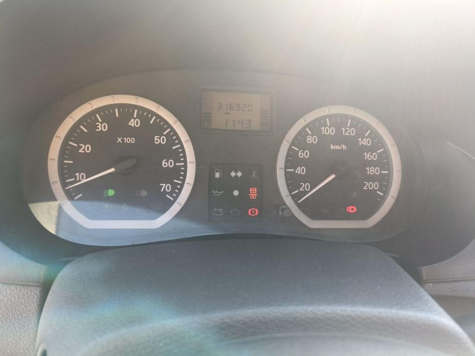 Vând Logan 1.5 diesel