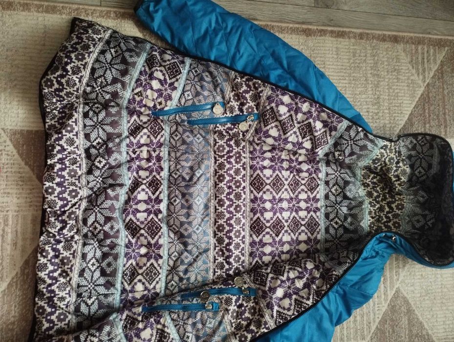 Куртки зимние (42-44 размер).