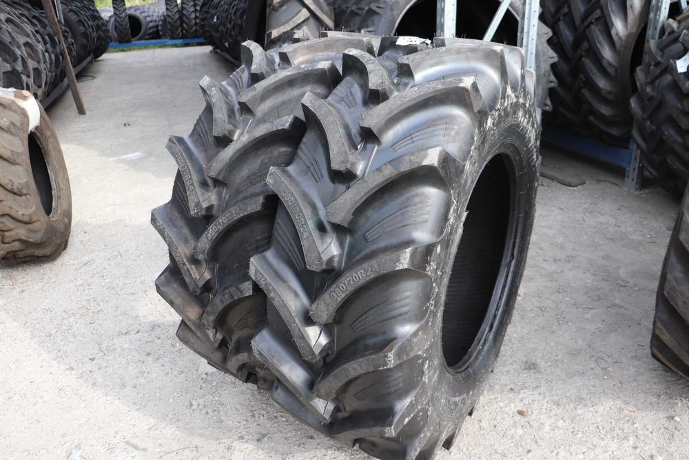 Anvelope noi 380/70R24 marca OZKA cauciucuri radiale pentru TRACTOR