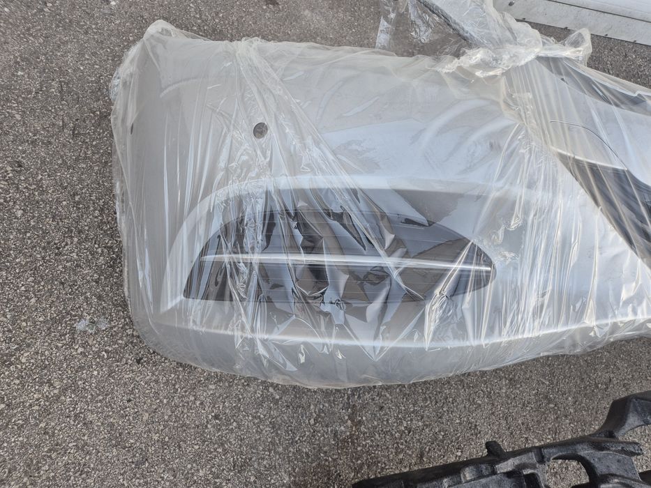 Предна броня Мерцедес W222 S class оригинална сива Mercedes С класа