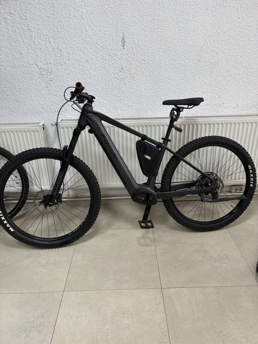 E-bike Focus Aventura 2 ,roti 29”