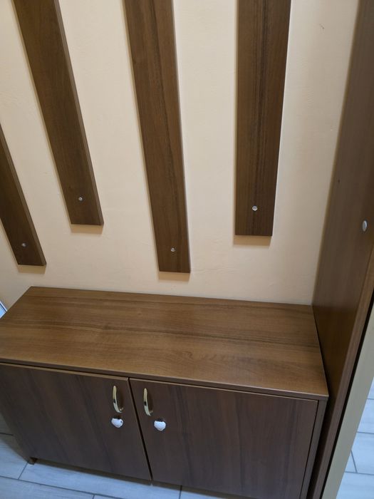 Портманто шкаф за коридор