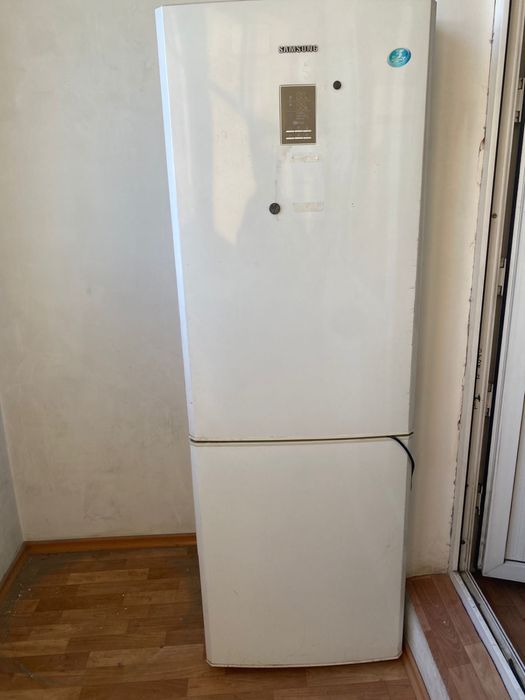 Холодильник на запчасти