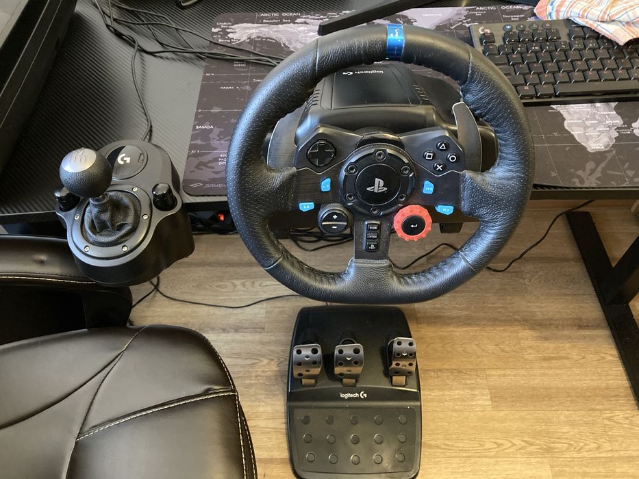 Logitech g29 с шифтером.
