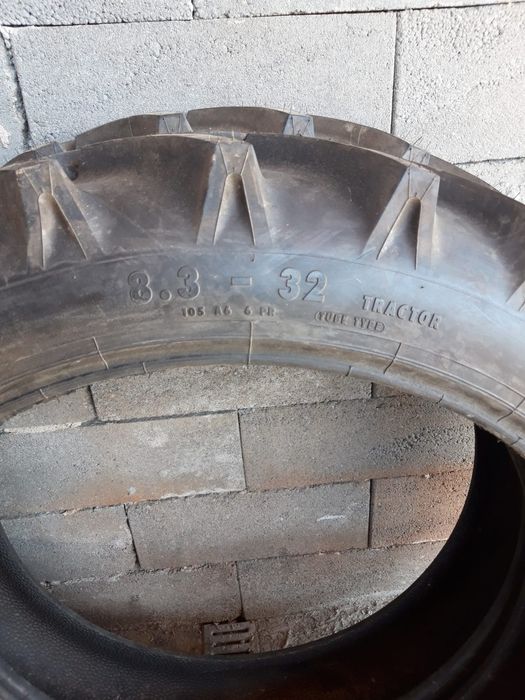 Anvelope noi 8.3-32