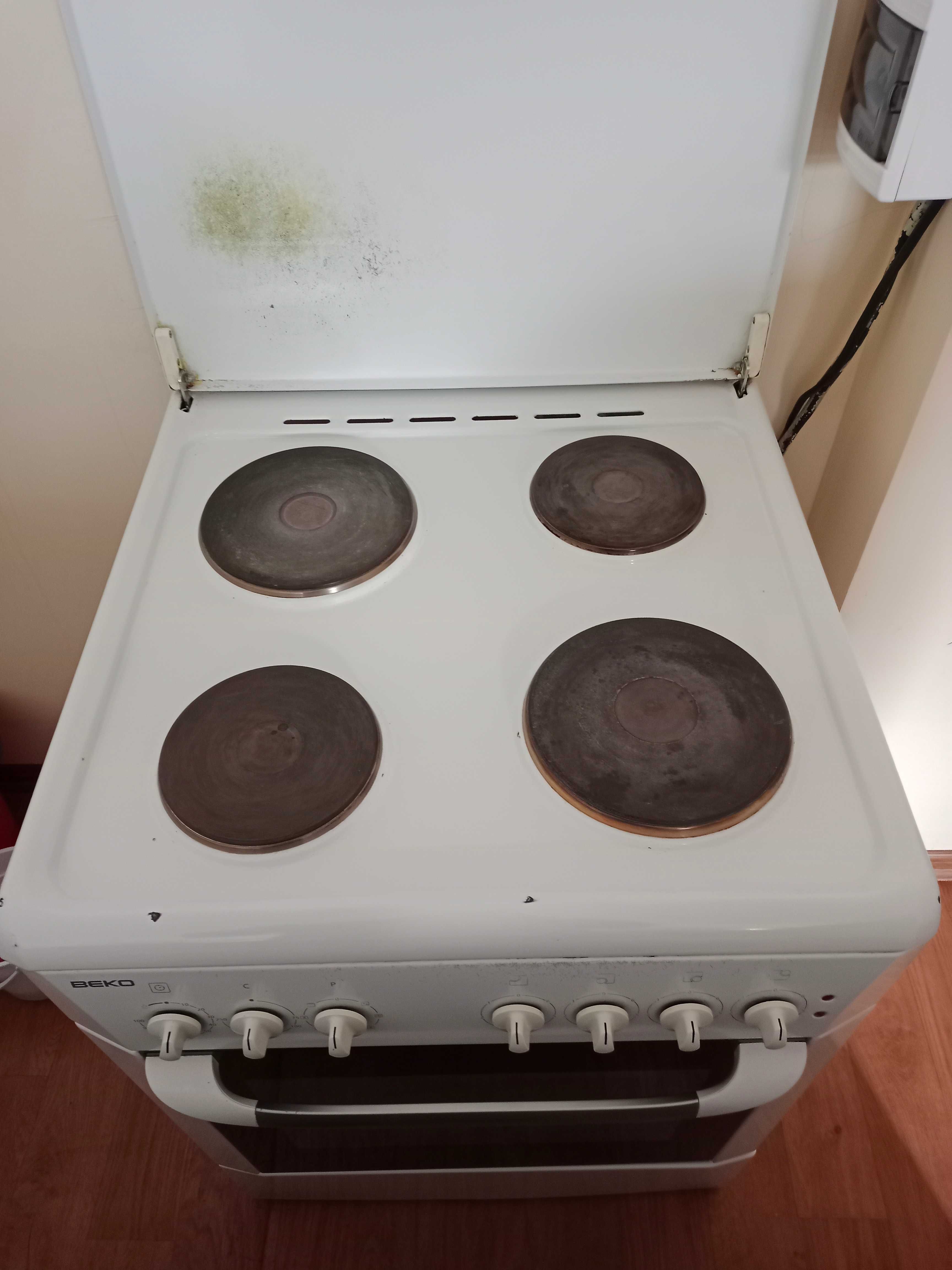 Электроплита BEKO. 380 вольт. Отличное состояние.: 2 500 000 сум ...