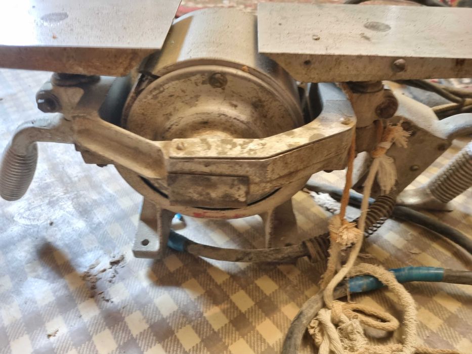 Электрорубанок ТИП И-24-А