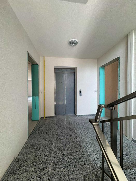 Продава се Тристаен апартамент в Разград, Център - 91 кв.м за 18 €/кв.м - Снимка #6