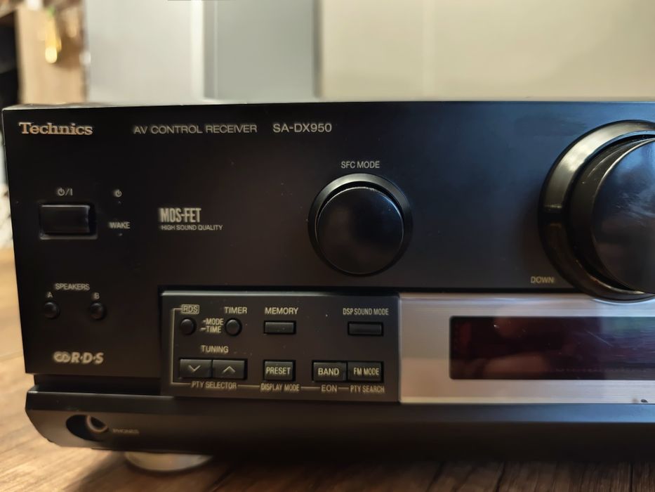 Ресивър Technics sa-dx950