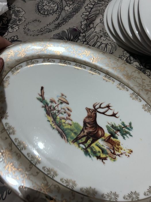 Тарелки овальные