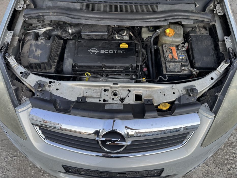 Opel Zafira B 1.6i 16v 105hp 2006г На Части