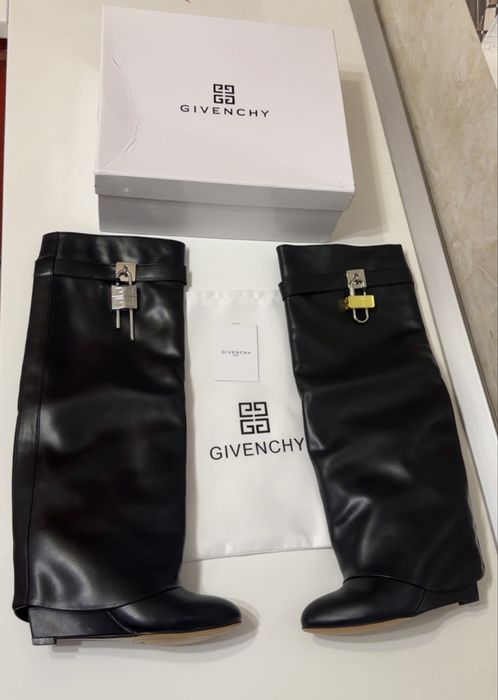 Givenchy Shark Lock Boots Marimea 37