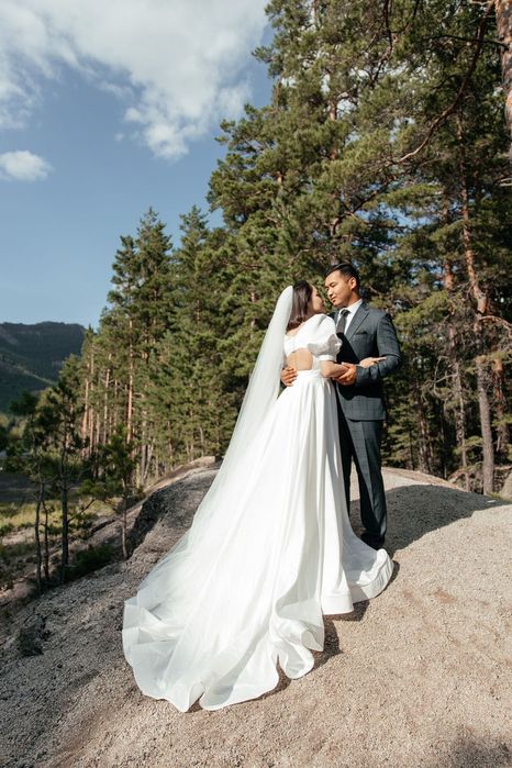 Свадебное платье