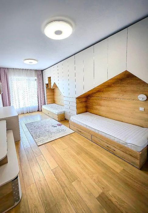 Дава се под наем Тристаен апартамент в Пловдив, Център - 126 кв.м за 997.05 € - Снимка #4
