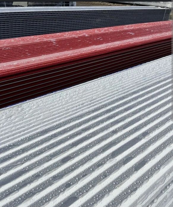 Panouri Sandwich 80 lei mp