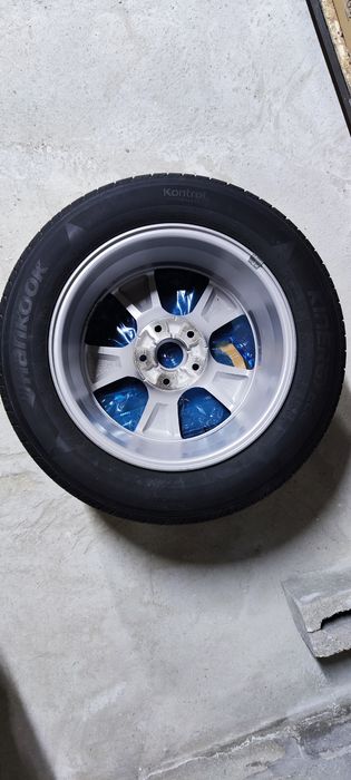 продам одно колесо R16