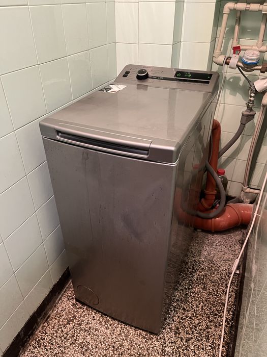 Пералня Bauknecht с горно отваряне