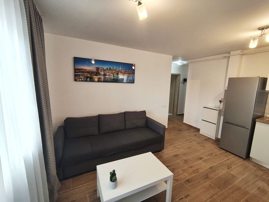 Apartament 2 camere tip studio de închiriat