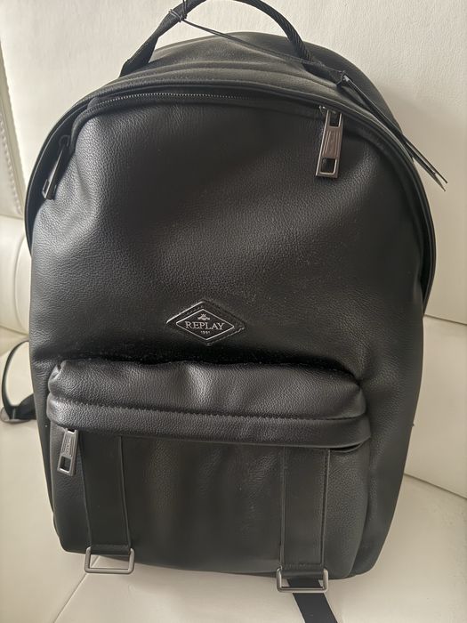Нова мъжка раница Replay