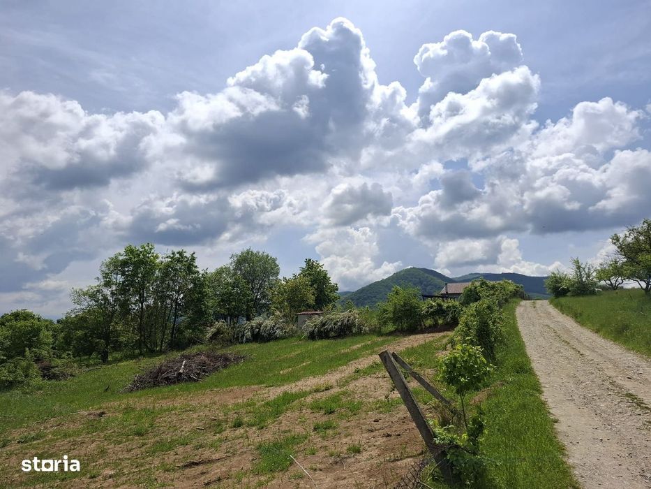Teren intravilan,  cu utilitati aproape, Cisnadioara - Sibiu
