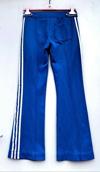 Adidas Originals оригинална дамска долница Хс размер