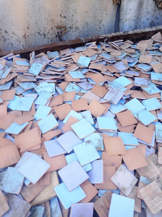 Продаётся кафель саведская маёлика