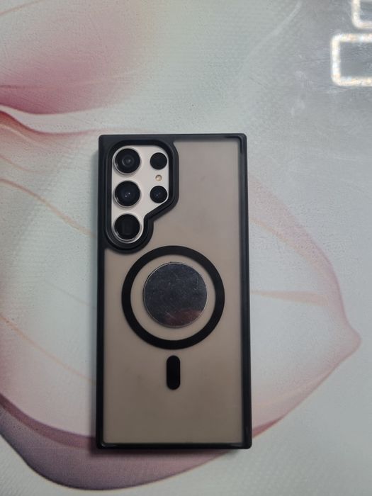 Schimb Samsung S23 Ultra 512 intern 12 Ram cu iphone