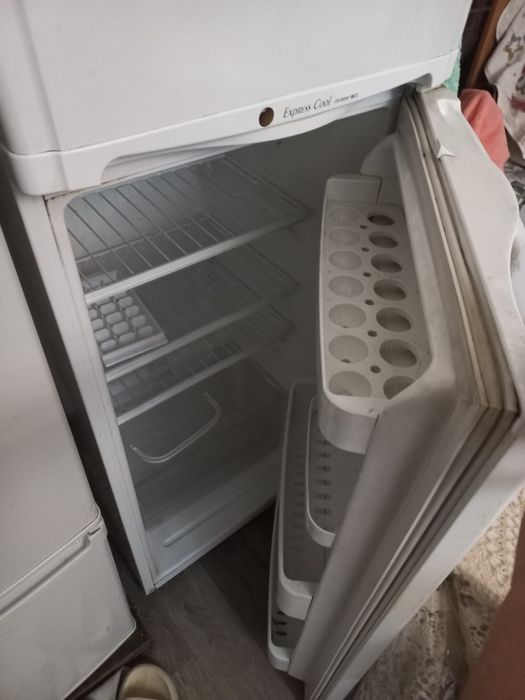 Холодильник марки LG