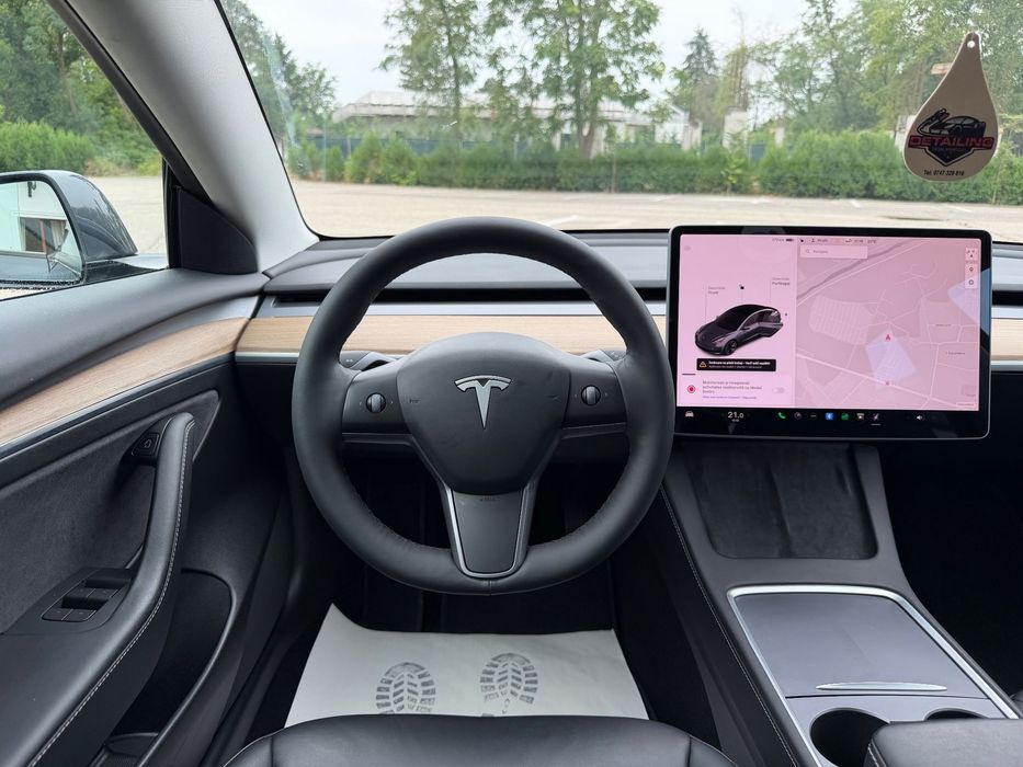 Tesla Model 3 Posibilitate leasing/creditare