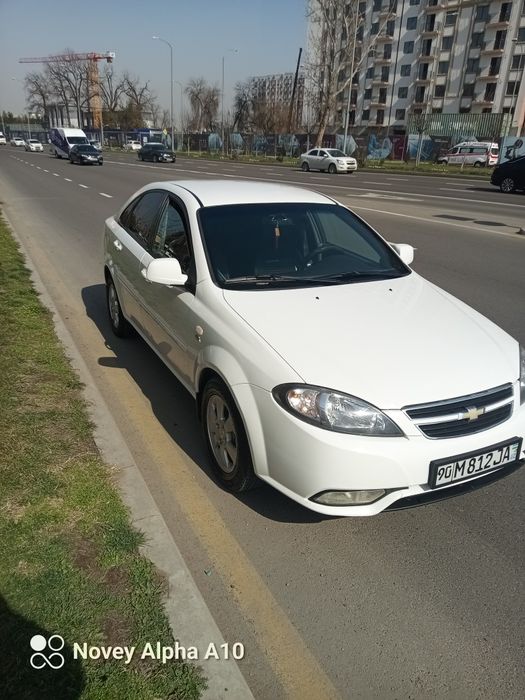 Lacetti 2015 yaxshi holatda
