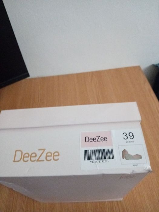 Sandale elegante DeeZee