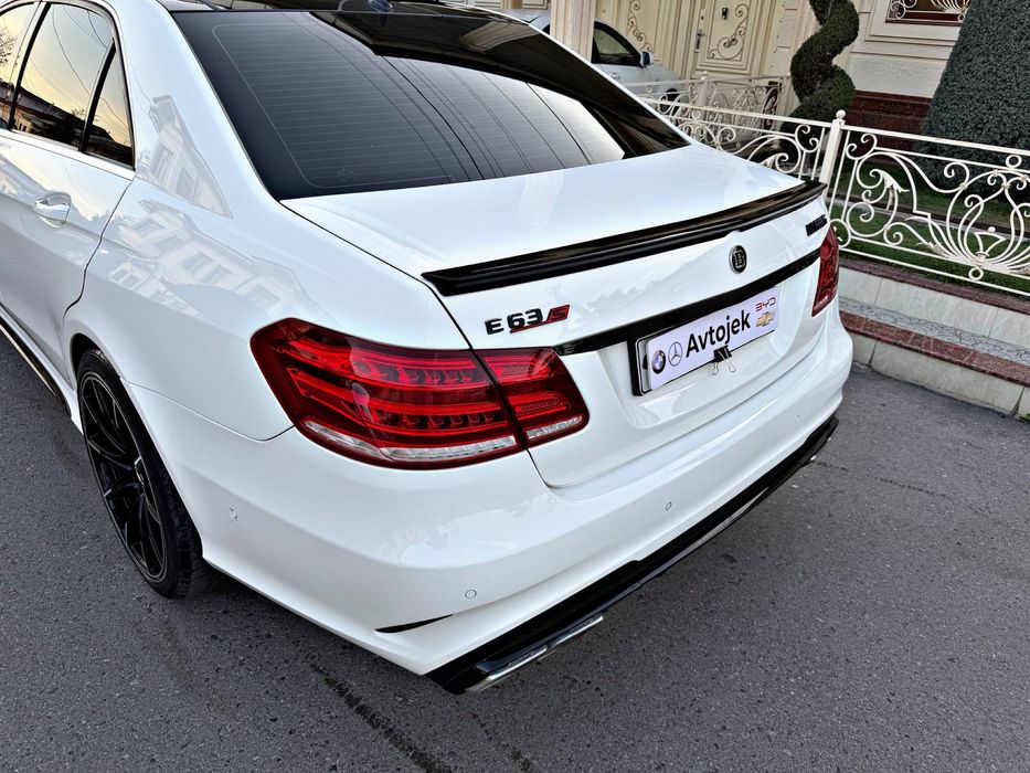 Mersedes AMG E63 Body Kit Состаяние Зор 2010 Йил Официальный