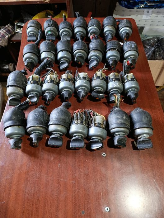 Переключатель света на Мерседес  W 201(190)