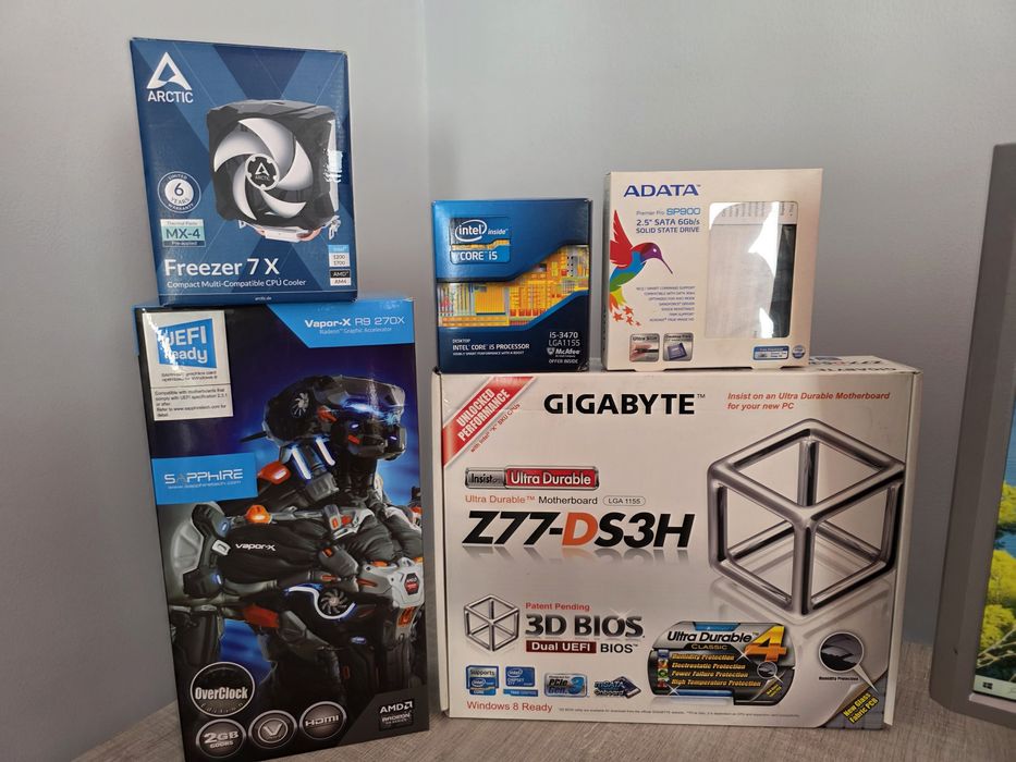 Бюджетен компютър с монитор