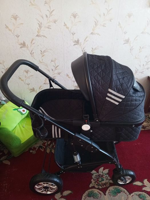Продам коляску детскую