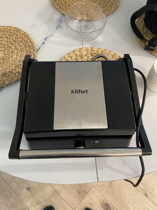 Продам гриль Kitfort