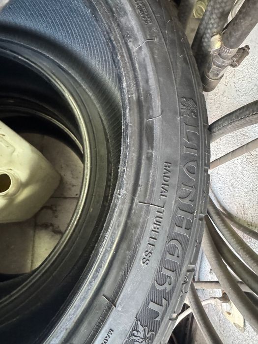 Гуми 255/35/21 задни 275/35/21
