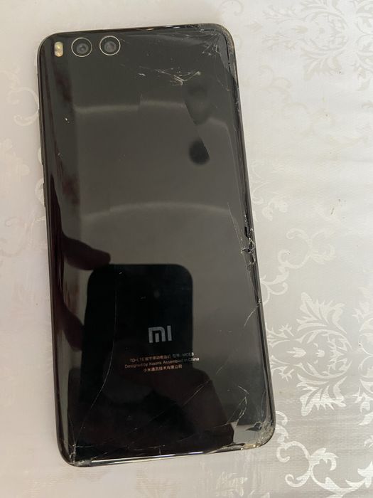 Продам телефон Xiaomi Mi note 3