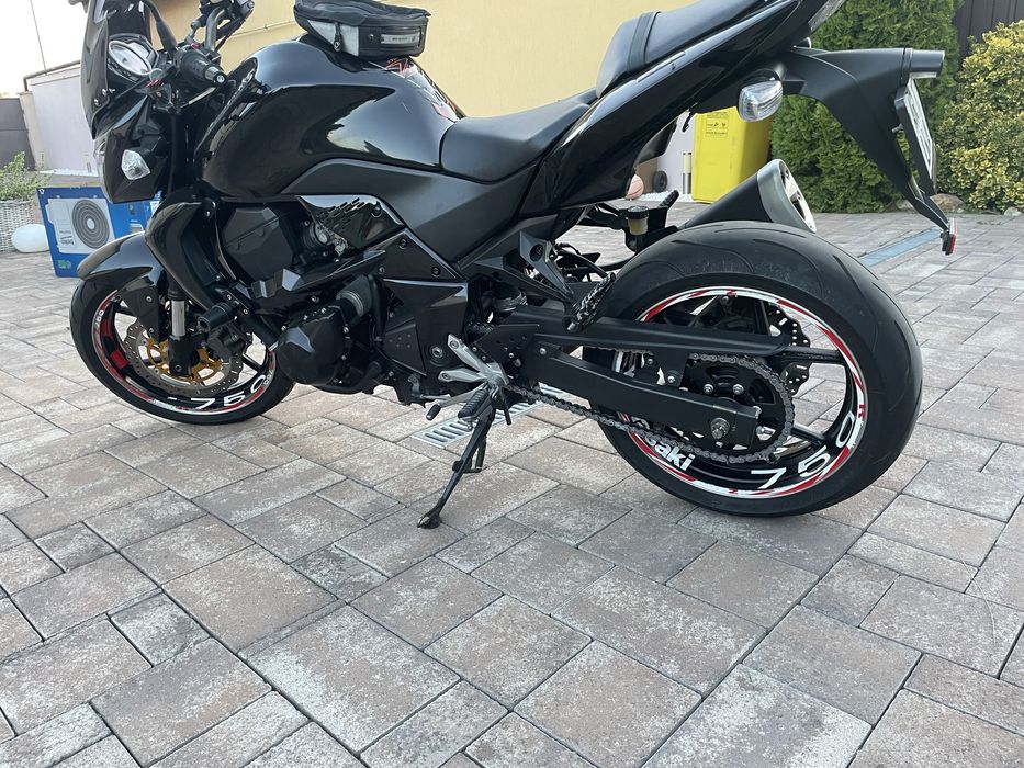 Kavasaki z750 din 2009