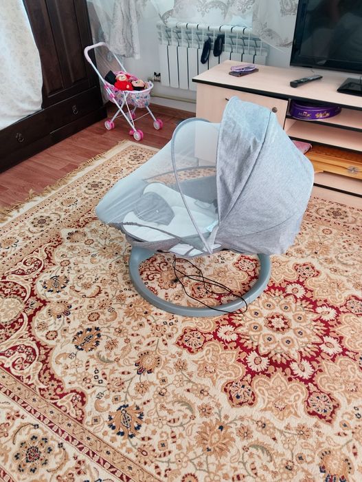 Продам срочно шезлонг