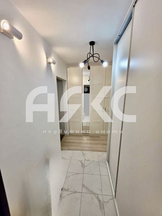 Продава се Тристаен апартамент в София, Мусагеница - 76 кв.м за 2416 €/кв.м - Снимка #8